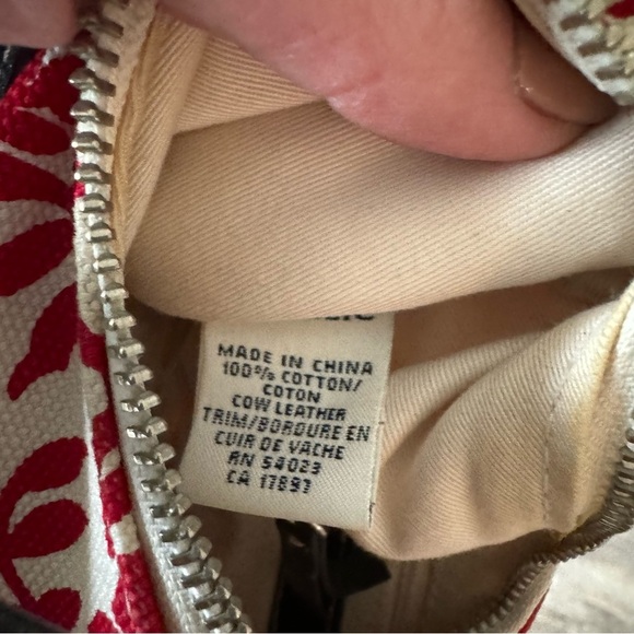 Banana Republic Moon Shaped Canvas Leaf Pattern Graphic Shoulder Bag - Small - Picture 10 of 12